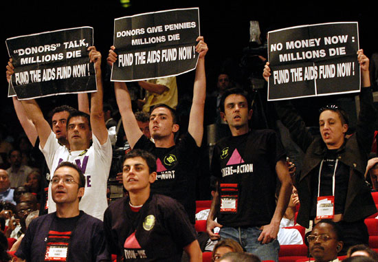 Mercredi 16 juillet, l'après-midi - Interruption du discours de Chirac
