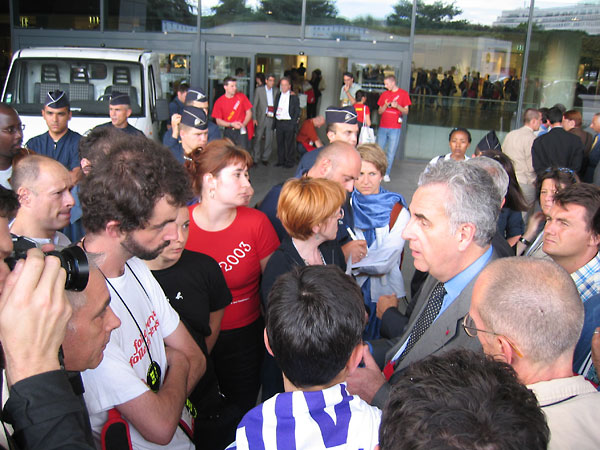 Mercredi 16 juillet, l'après-midi - Interruption du discours de Chirac
