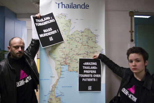 Occupation de l'office de tourisme thaïlandais à Paris