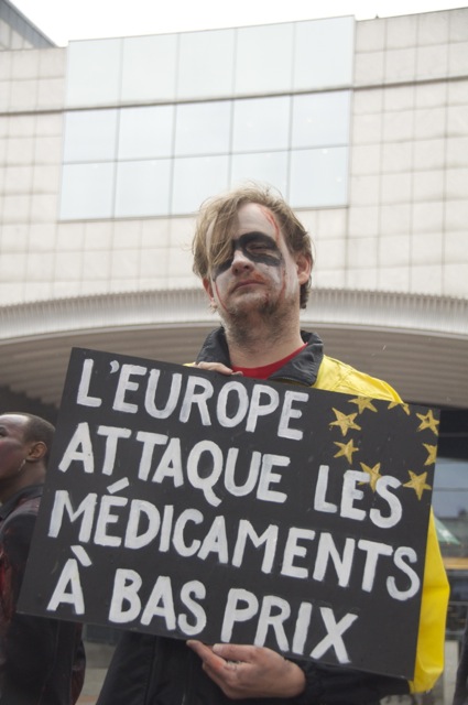 Bruxelles-Aure_lien-Zombies-3.jpg